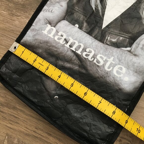 Lululemon 'Namaste Ride On' Reusable Bag - Picture 7 of 9